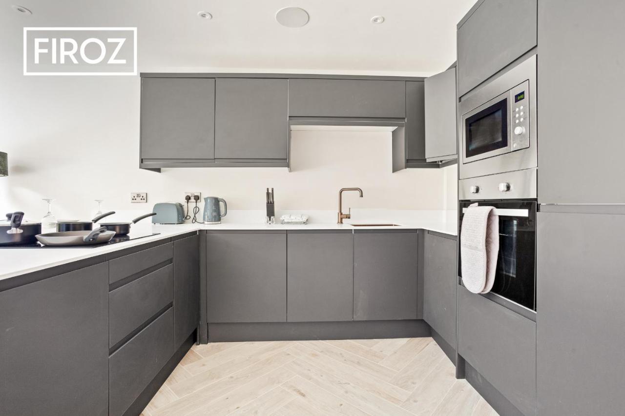 Spacious 4 Bedroom 3 Bath House For Families & Contractors With Free Parking, Fast Wi-Fi & Netflix By Firoz Property Management Leeds  Exterior foto